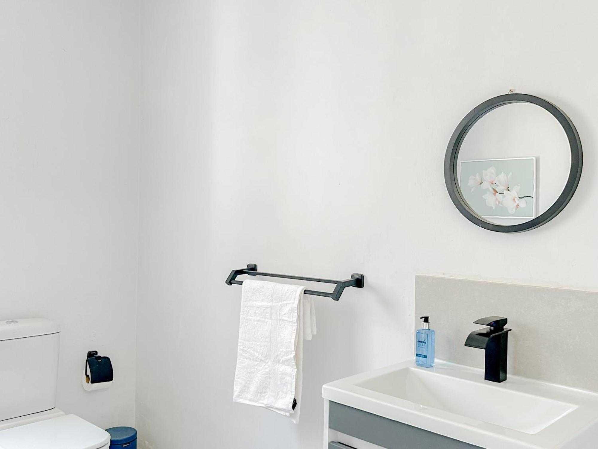 Amoris Guesthouse - In Brooklyn Претория Экстерьер фото