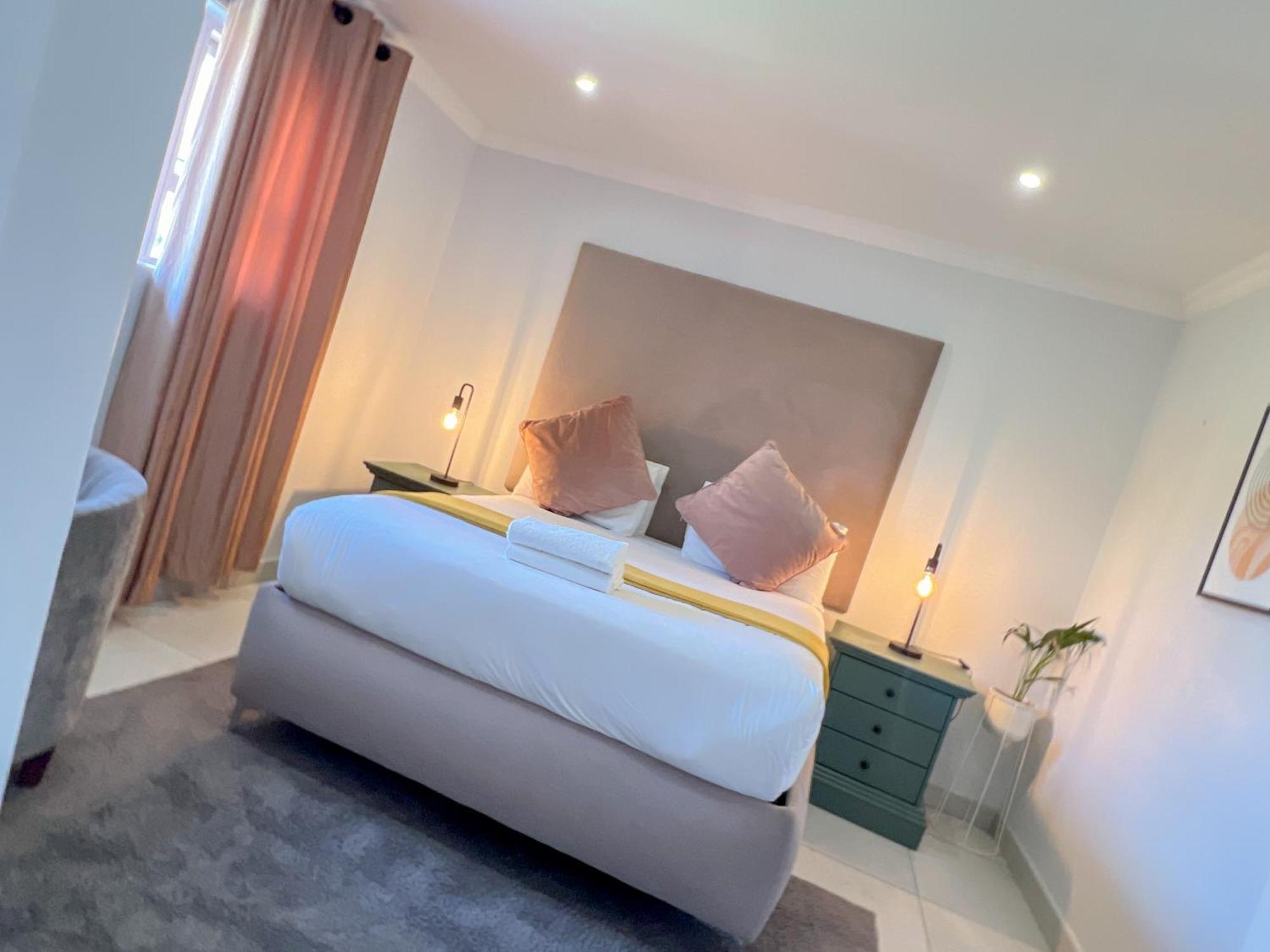 Amoris Guesthouse - In Brooklyn Претория Экстерьер фото
